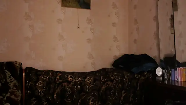 Ettie Tonia online show from 11/30/25, 08:18