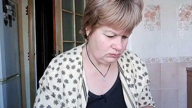 Ettie Tonia online show from 01/10/26, 07:21