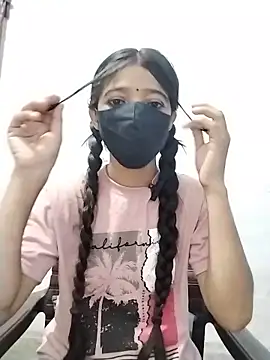 Snapshot of Cute-Ridhima chatting on 06/22/26, 08:44 Cute-Ridhima online show from 06/22/26, 08:44