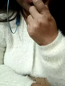 Snapshot of Dr_Kamsutra chatting on 12/24/24, 10:28 Dr Kamsutra online show from 12/24/24, 10:28