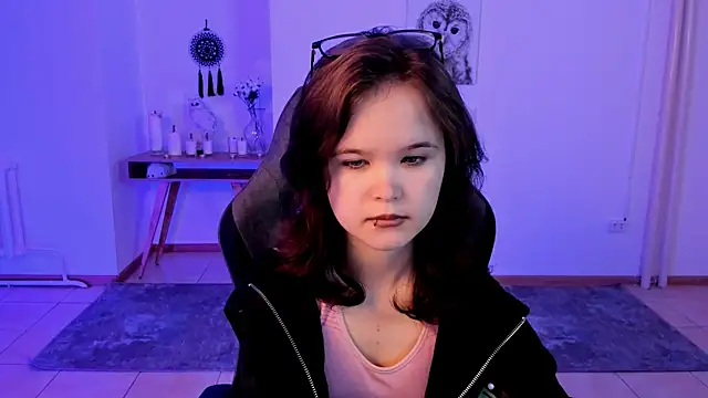 Snapshot of Elainebeness chatting on 02/01/25, 10:13 Elainebeness online show from 02/01/25, 10:13