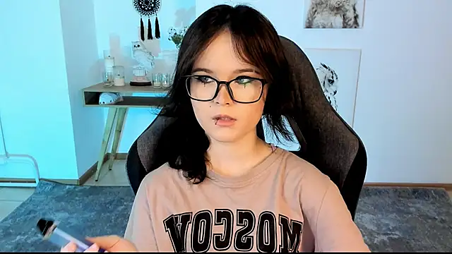 Snapshot of Elainebeness chatting on 02/28/25, 07:35 Elainebeness online show from 02/28/25, 07:35