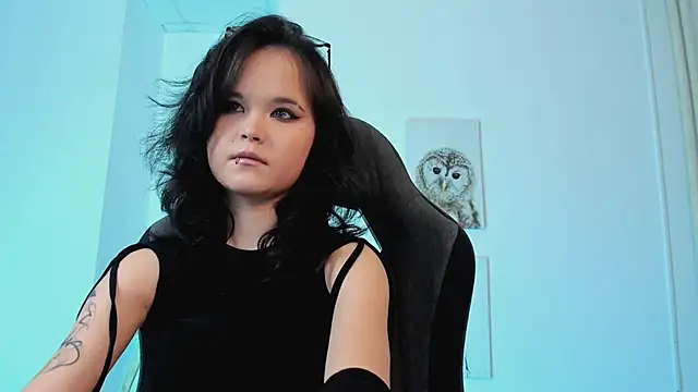 Snapshot of Elainebeness chatting on 03/13/25, 04:34 Elainebeness online show from 03/13/25, 04:34