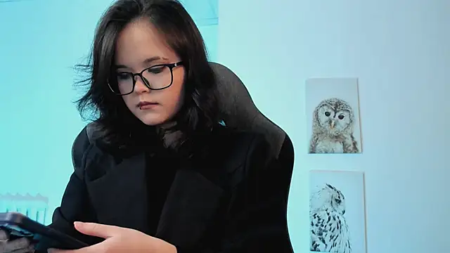 Snapshot of Elainebeness chatting on 03/13/25, 10:54 Elainebeness online show from 03/13/25, 10:54