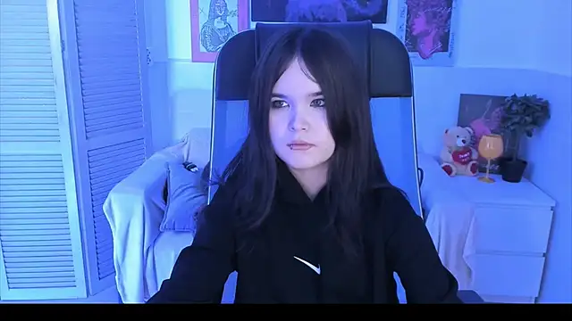 Snapshot of Elainebeness chatting on 11/01/25, 07:49 Elainebeness online show from 11/01/25, 07:49