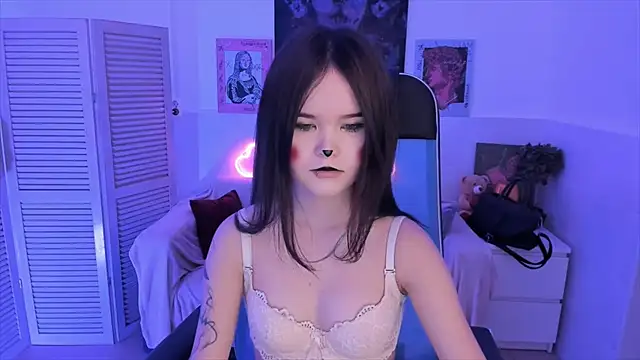 Snapshot of Elainebeness chatting on 11/08/25, 07:56 Elainebeness online show from 11/08/25, 07:56