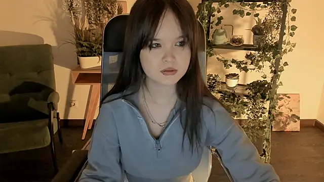 Elainebeness online show from 03/12/26, 08:04