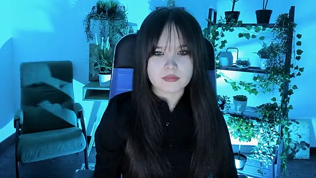 Elainebeness online show from 03/17/26, 07:06