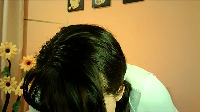 taylor198115 online show from 09/17/25, 06:26