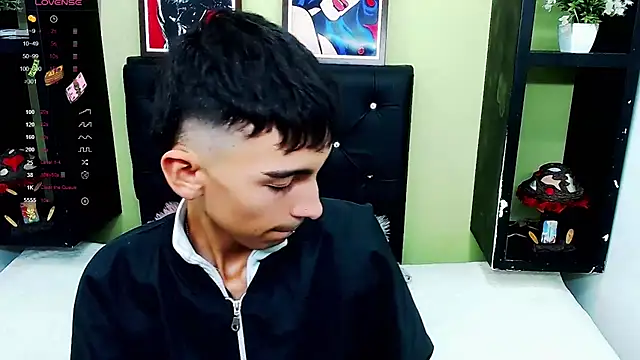 ttimy x boy online show from 01/23/25, 08:24