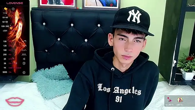 ttimy x boy online show from 02/22/25, 09:59