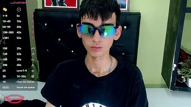 ttimy x boy online show from 03/01/25, 11:15