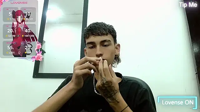 ttimy x boy online show from 09/30/25, 04:39