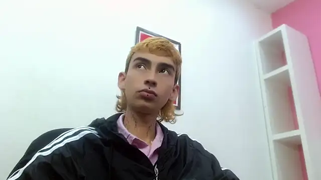 ttimy x boy online show from 02/26/26, 03:16