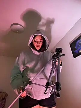 Miss oliviaa online show from 02/13/26, 10:50