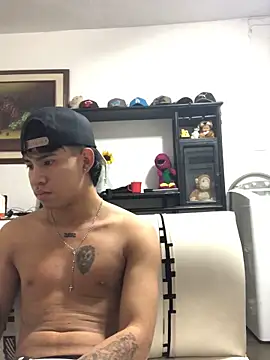 logannth online show from 12/22/25, 06:54