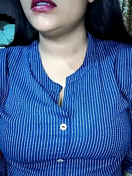 Snapshot of cutepragya2 chatting on 09/18/25, 04:03 cutepragya2 online show from 09/18/25, 04:03