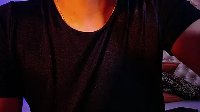 Snapshot of MegannMyerss chatting on 03/19/25, 08:22 MegannMyerss online show from 03/19/25, 08:22