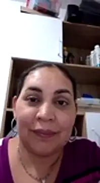 Snapshot of MirandaSoto chatting on 01/21/25, 06:45 MirandaSoto online show from 01/21/25, 06:45