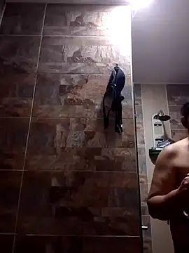 Snapshot of MirandaSoto chatting on 02/04/25, 12:33 MirandaSoto online show from 02/04/25, 12:33