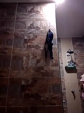 Snapshot of MirandaSoto chatting on 02/05/25, 12:27 MirandaSoto online show from 02/05/25, 12:27