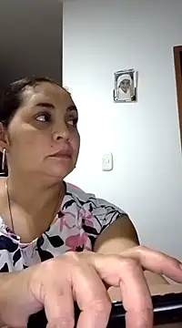 Snapshot of MirandaSoto chatting on 02/14/25, 12:36 MirandaSoto online show from 02/14/25, 12:36