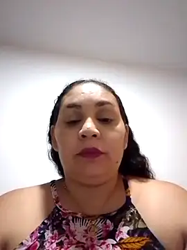 Snapshot of MirandaSoto chatting on 03/03/25, 12:05 MirandaSoto online show from 03/03/25, 12:05