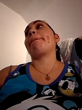 Snapshot of MirandaSoto chatting on 03/13/25, 08:00 MirandaSoto online show from 03/13/25, 08:00