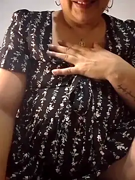 Snapshot of MirandaSoto chatting on 03/14/25, 03:36 MirandaSoto online show from 03/14/25, 03:36