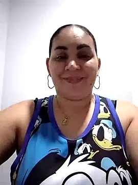 Snapshot of MirandaSoto chatting on 03/22/25, 03:52 MirandaSoto online show from 03/22/25, 03:52