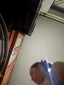 Snapshot of MirandaSoto chatting on 09/22/25, 02:46 MirandaSoto online show from 09/22/25, 02:46