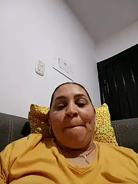 Snapshot of MirandaSoto chatting on 02/03/26, 03:26 MirandaSoto online show from 02/03/26, 03:26