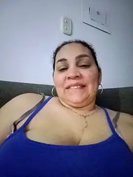 Snapshot of MirandaSoto chatting on 02/04/26, 03:34 MirandaSoto online show from 02/04/26, 03:34