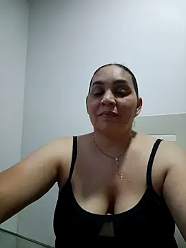 Snapshot of MirandaSoto chatting on 02/06/26, 03:44 MirandaSoto online show from 02/06/26, 03:44