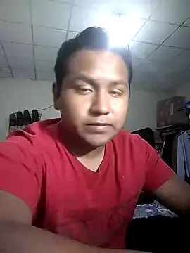 Snapshot of R1ch_Daddy chatting on 01/04/25, 10:24 R1ch Daddy online show from 01/04/25, 10:24