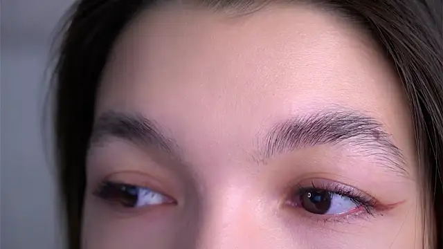 VeronaAppleberry online show from 02/02/26, 01:37