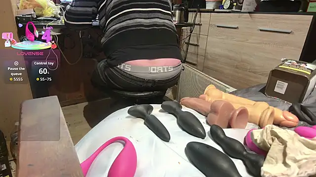 misteryman1956 online show from 02/01/26, 08:29