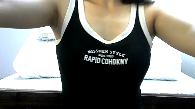 Snapshot of phuljhadi chatting on 10/28/25, 08:29 phuljhadi online show from 10/28/25, 08:29