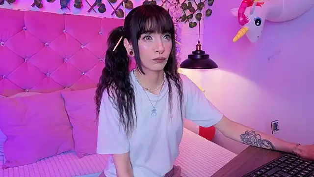 lauren evans96 online show from 02/26/26, 03:49