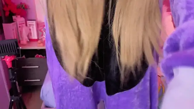 lauren evans96 online show from 03/11/26, 03:45