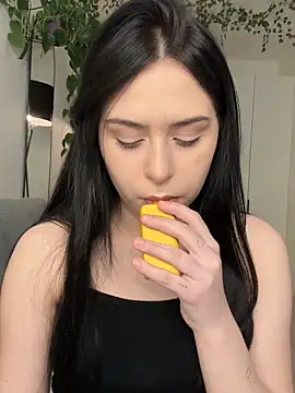  SweetCandyy online show from 02/07/25, 08:53