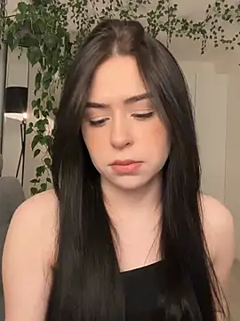  SweetCandyy online show from 03/17/25, 08:19