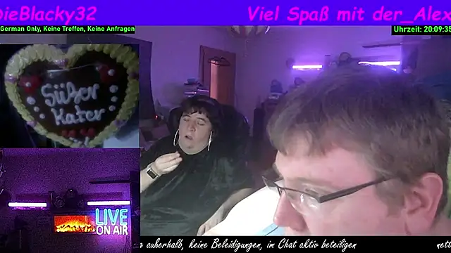 Snapshot of der_alex38 chatting on 11/16/25, 07:08 der alex38 online show from 11/16/25, 07:08