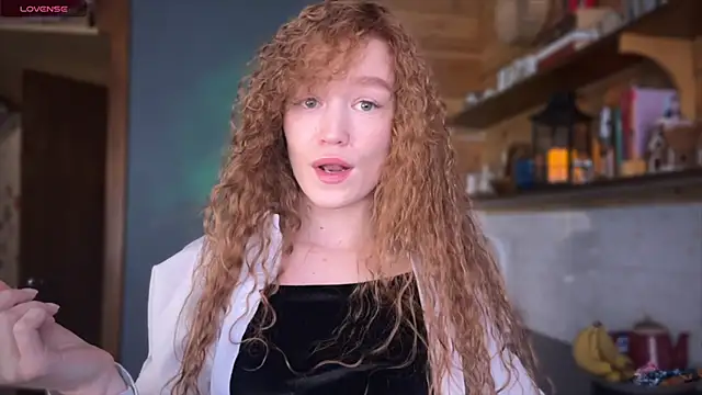 such juicee online show from 12/19/24, 10:45