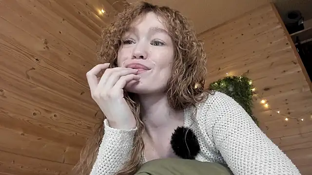 such juicee online show from 02/02/25, 01:19