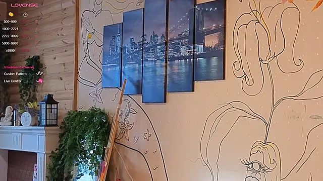 such juicee online show from 02/02/26, 12:26