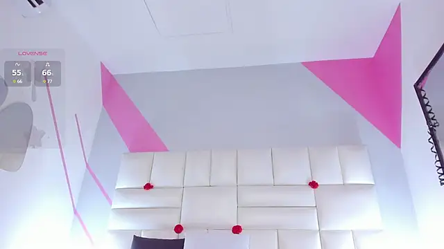 Nicol Betancur online show from 12/22/24, 02:38