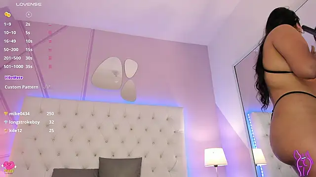 Nicol Betancur online show from 01/09/25, 07:10