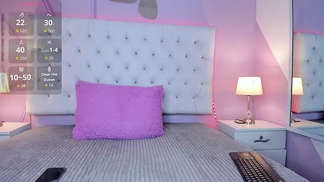 Nicol Betancur online show from 11/30/25, 03:10