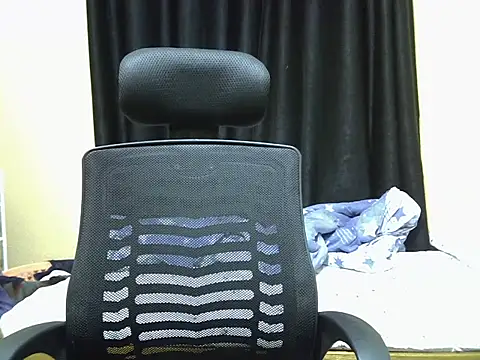 Horny-slut  online show from 11/14/25, 05:28